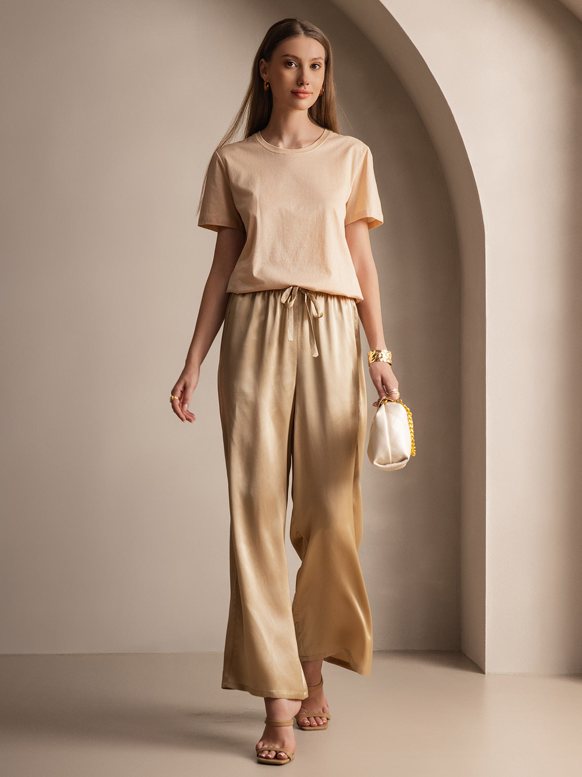 [Beige] SilkSilky-IT Maglia di seta Maniche Corte Round Neck Magliette donna 006