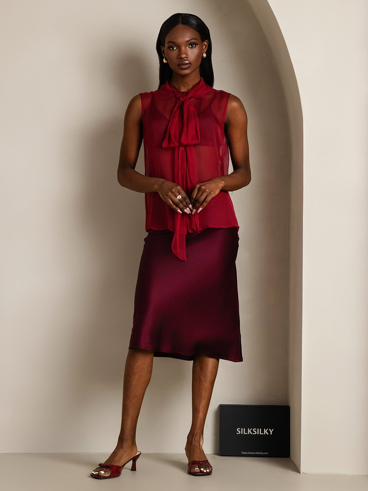 SilkSilky-IT Seta pura Senza maniche Nodo al collo Camicie da donna Vino 007