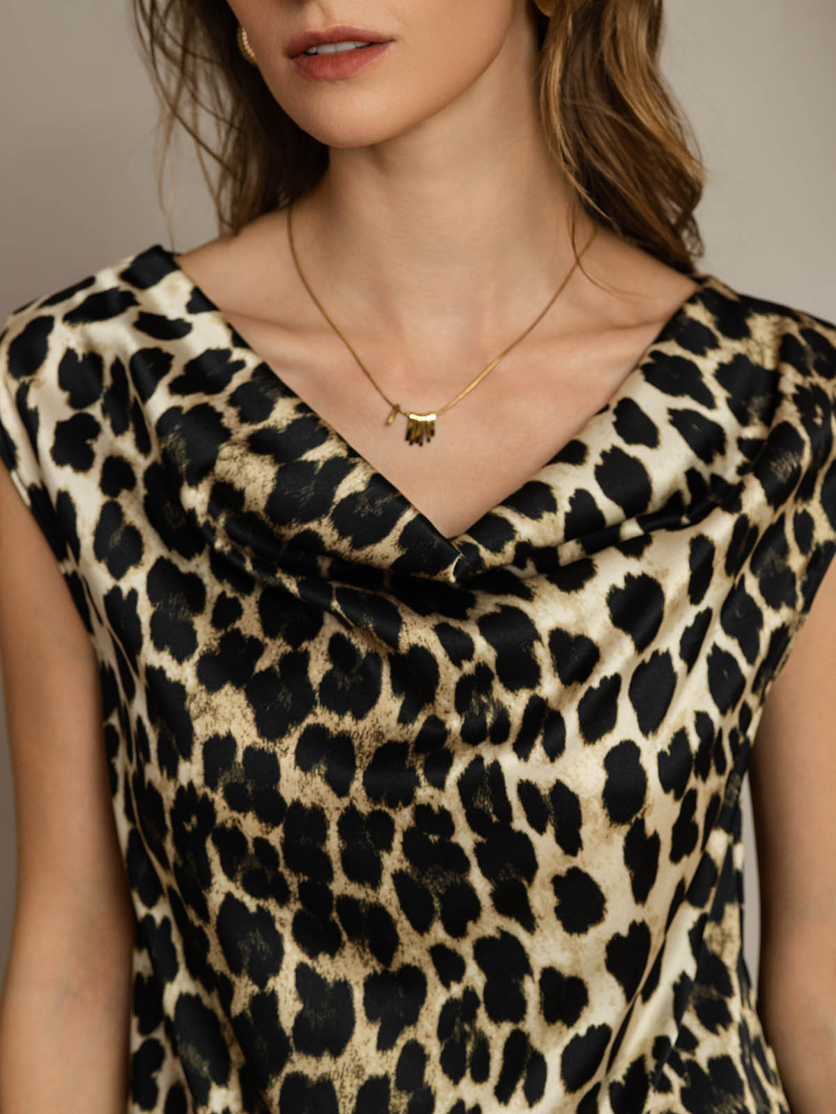 [Leopardo] SilkSilky-IT 19Momme Seta Collo drappeggiato Magliette donna 005