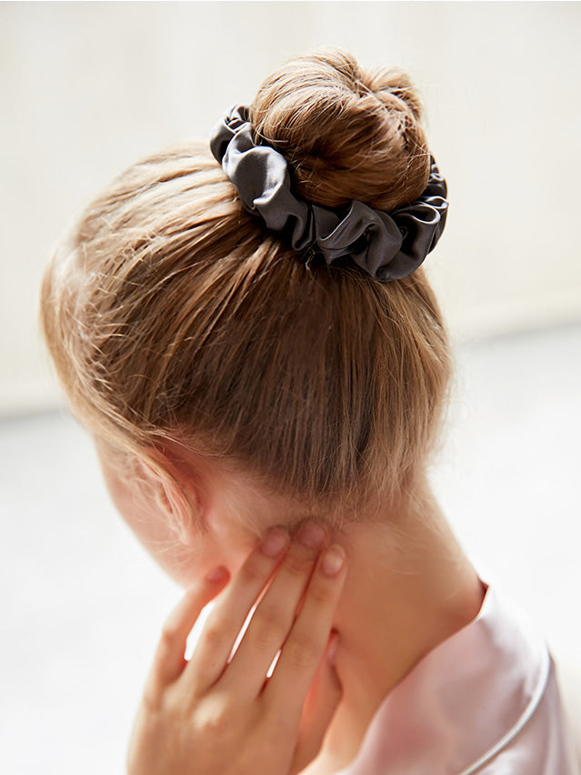 [Nero] SilkSilky-IT 19Momme Seta pura Scrunchie 005