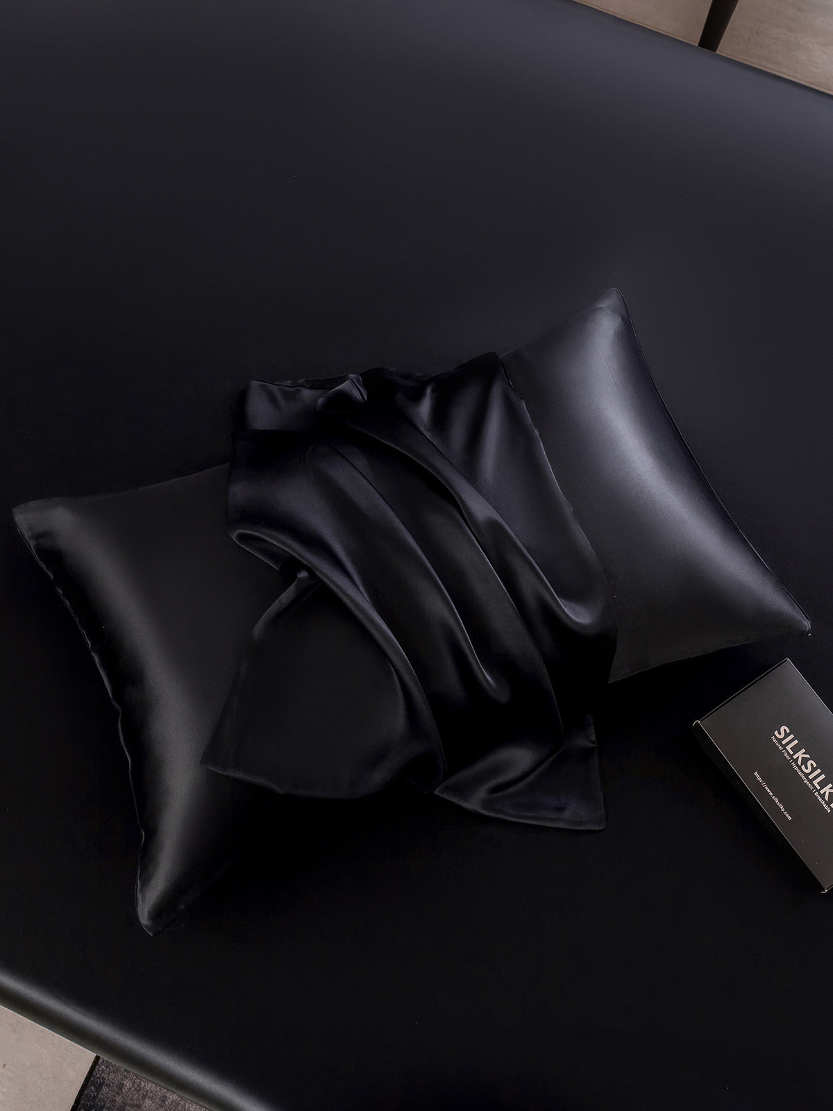 SilkSilky-IT-19Momme-Seta-pura-Pillowcase-Nero-004