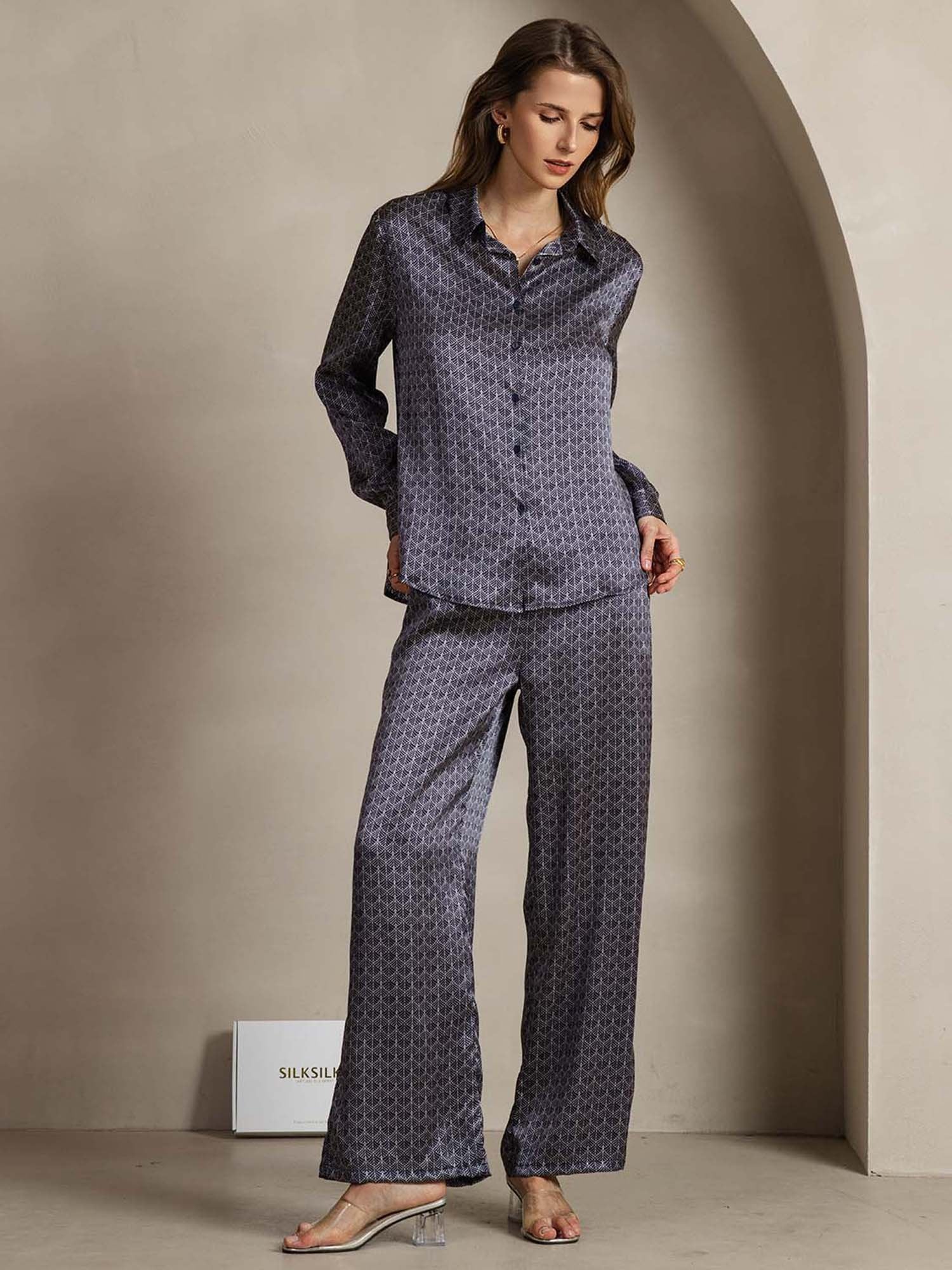[GinkgoBluNavy] SilkSilky-IT 19Momme Seta Colletto risvolto Women''s Outfit Sets 003