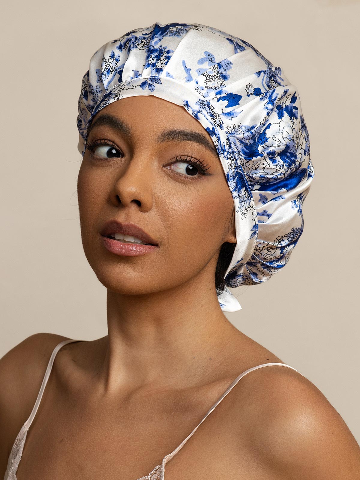 SilkSilky-IT Seta pura Sleep Cap PorcellanaBiancoEBlu 002