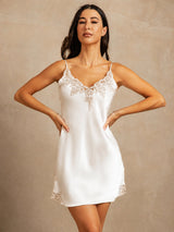 [Bianco] SilkSilky-IT Sleeveless V Neck Camicia da notte 003