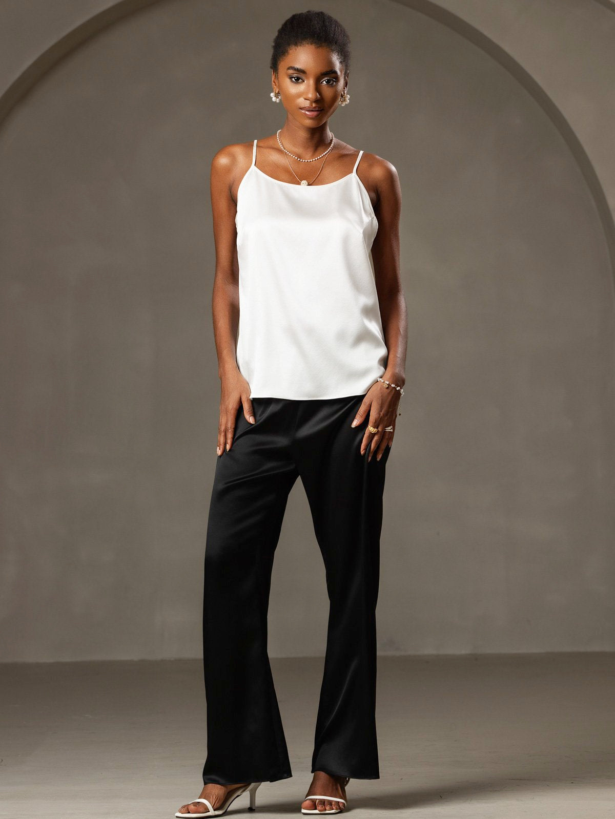 [Bianco] SilkSilky-IT 19Momme Tirantes Finos Scollo A Coppa Cami 001