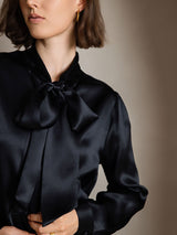 [Nero] SilkSilky-IT Long Sleeve Tie Neck Bluse 003