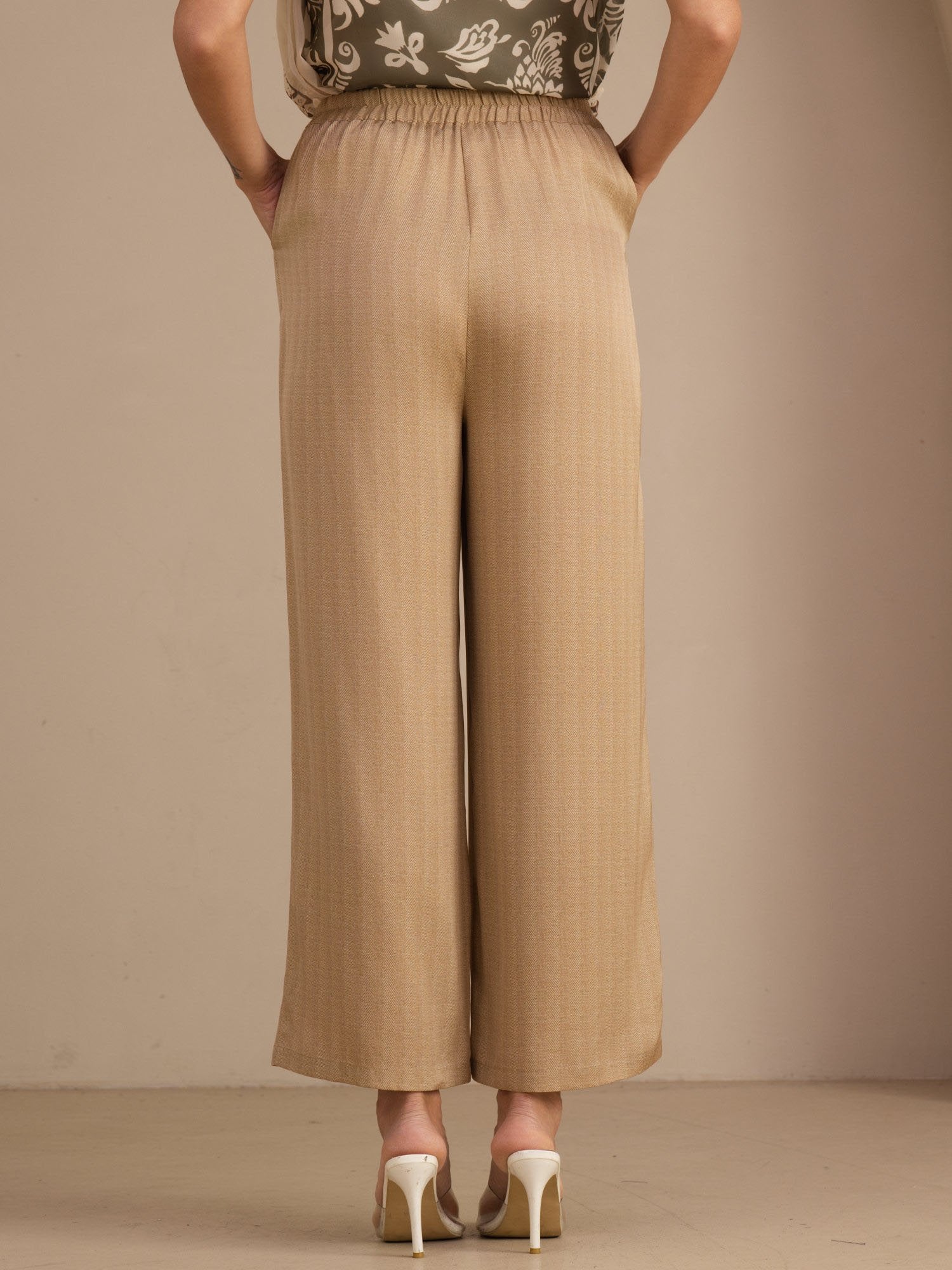 [Curry] SilkSilky-IT Womens Pants 002