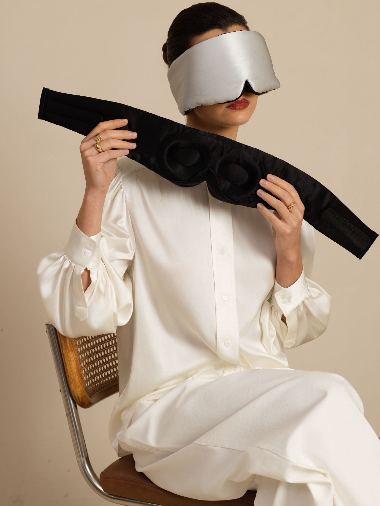 [Grigio Chiaro] SilkSilky-IT Mascherina da Notte 001