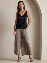 [Nero] SilkSilky-IT Sleeveless V Neck Cami 006
