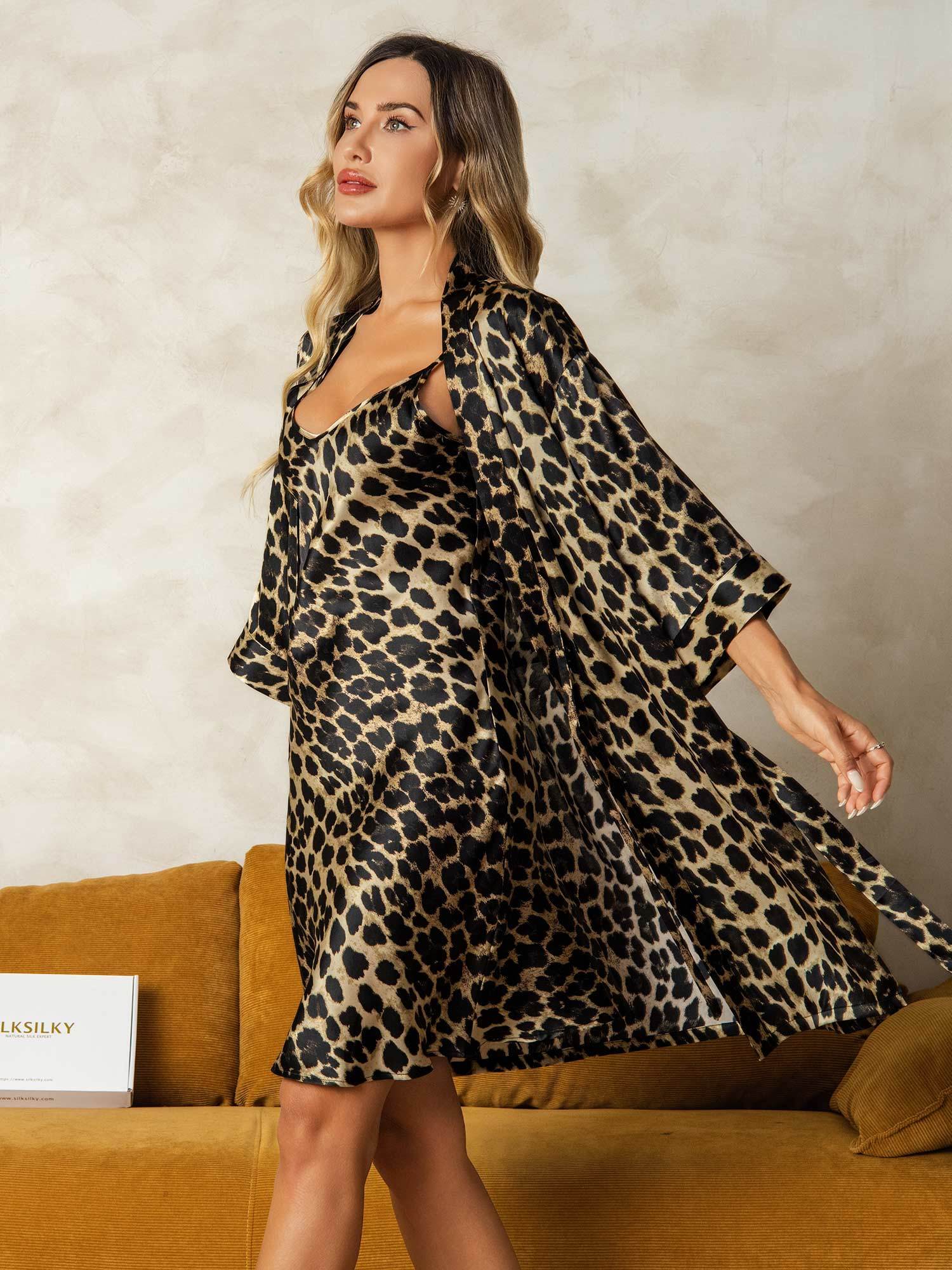 [Leopardo] SilkSilky-IT Seta pura Nightgown&Robe Set 004