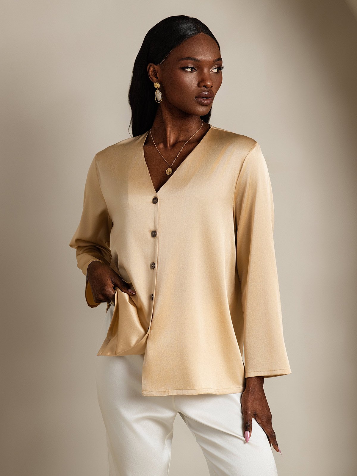 SilkSilky-IT 19Momme Seta Manica lunga Collo a V Camicie da donna Champagne 004