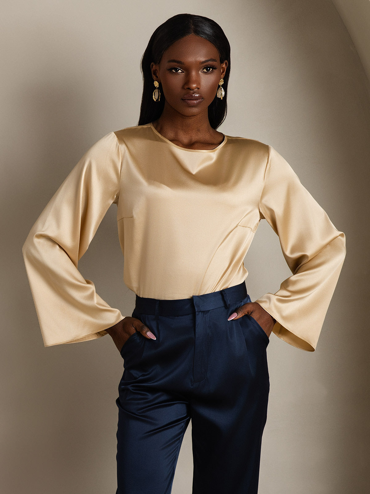 [Champagne] SilkSilky-IT 19Momme Seta Womens T-Shirt 002,