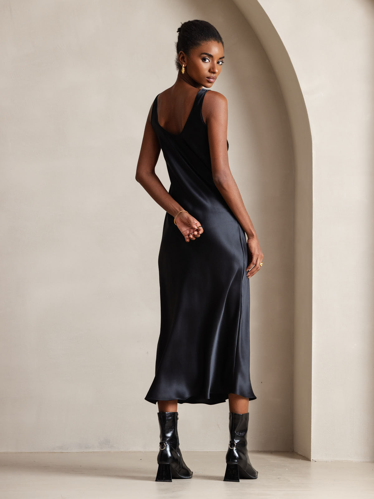 [Nero] SilkSilky-IT Senza maniche Scollo A Coppa Vestiti da donna 002