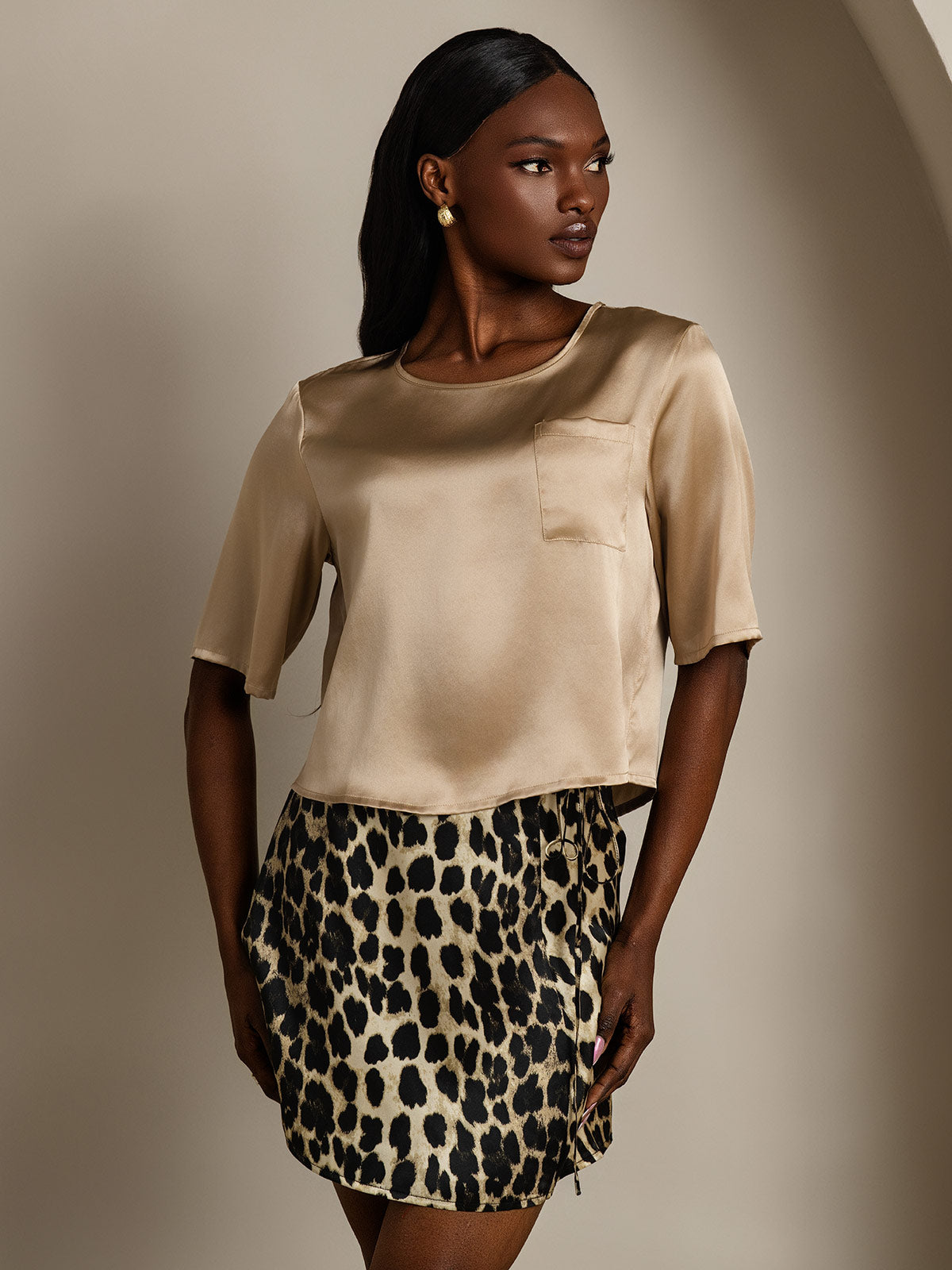 [Champagne] SilkSilky-IT Seta pura Womens T-Shirt 001