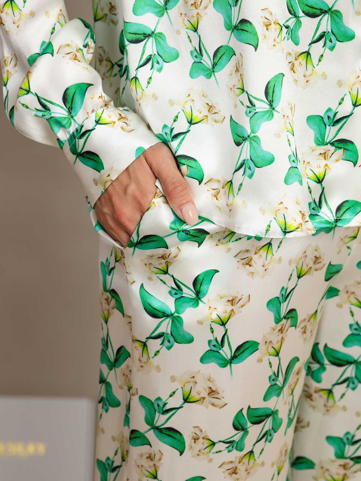 [Floreale Verde] SilkSilky-IT 19Momme Seta Colletto risvolto Women''s Outfit Sets 006