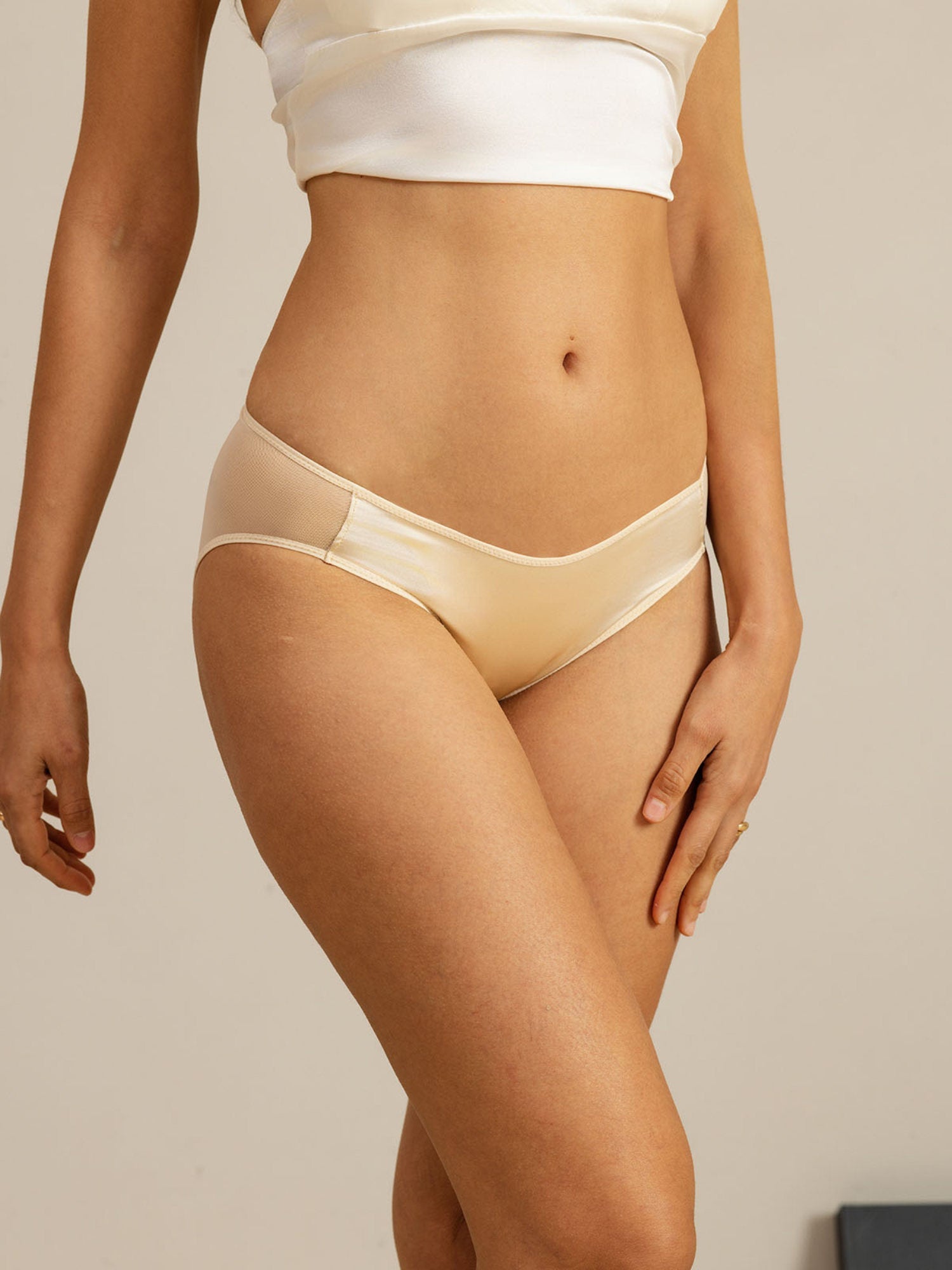 [Champagne] SilkSilky-IT 19Momme Mutandine da donna 001