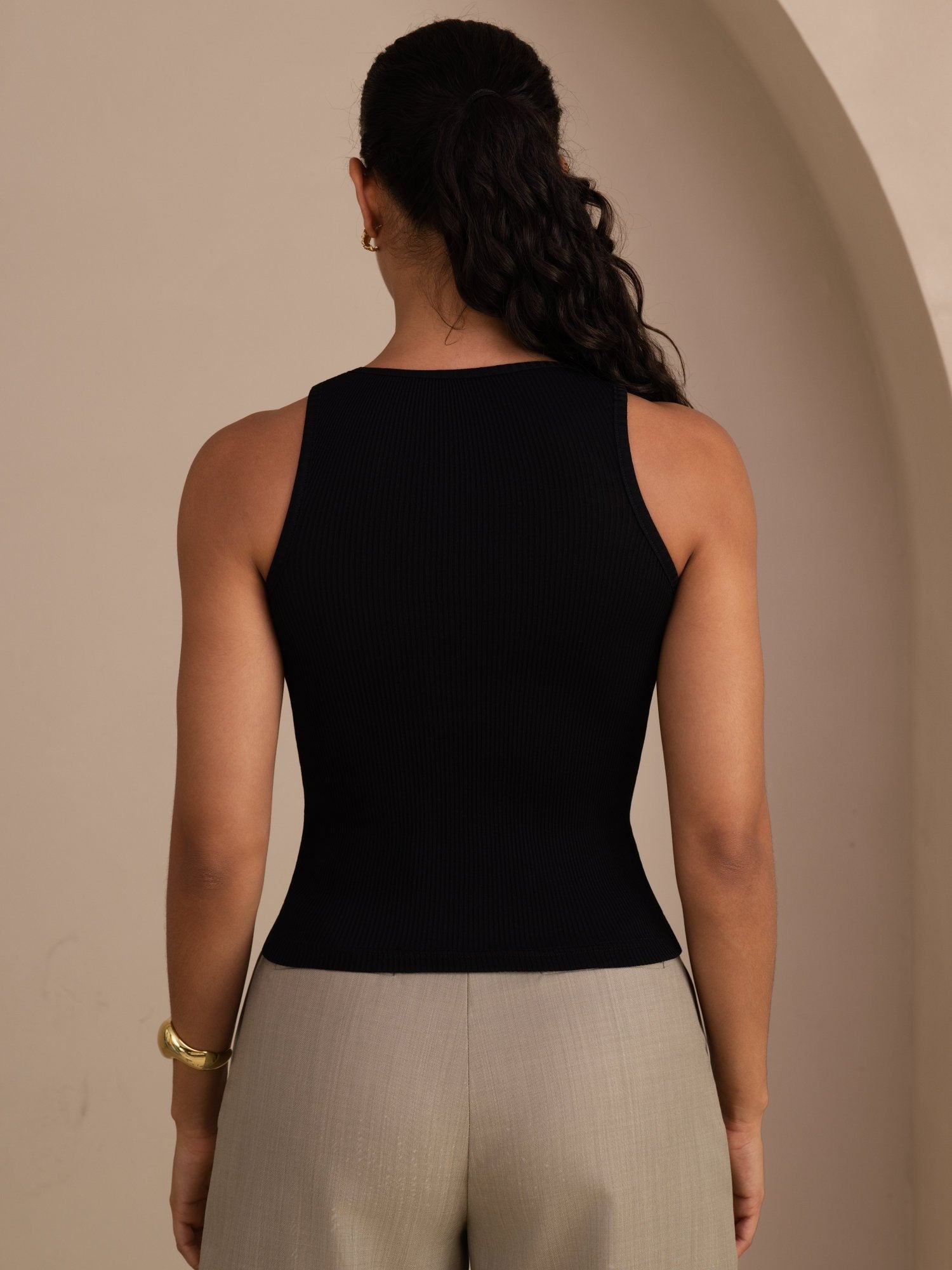 [Nero] SilkSilky-IT Sleeveless Deep V Neck Cami 002