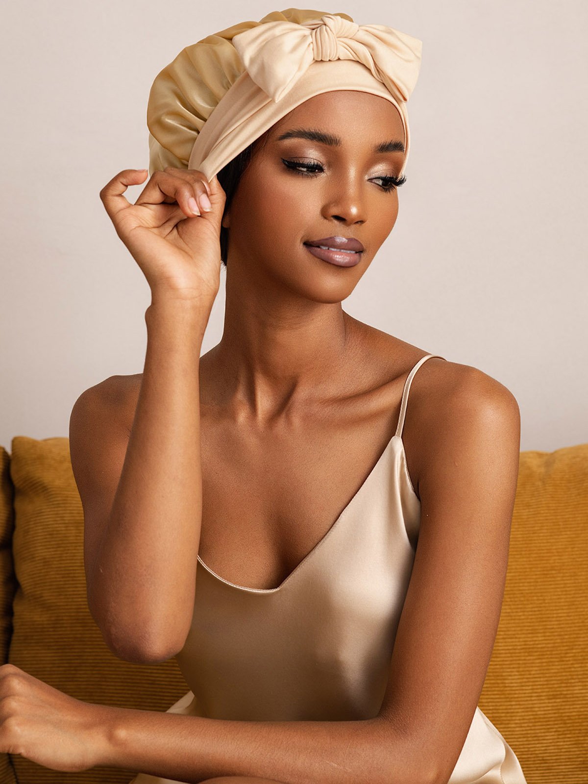 SilkSilky-IT Seta pura Sleep Cap Champagne 001