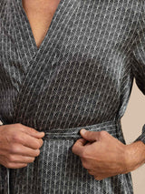 [Ginkgo Nero] SilkSilky-IT Long Sleeve V Neck Vestaglia da uomo 006