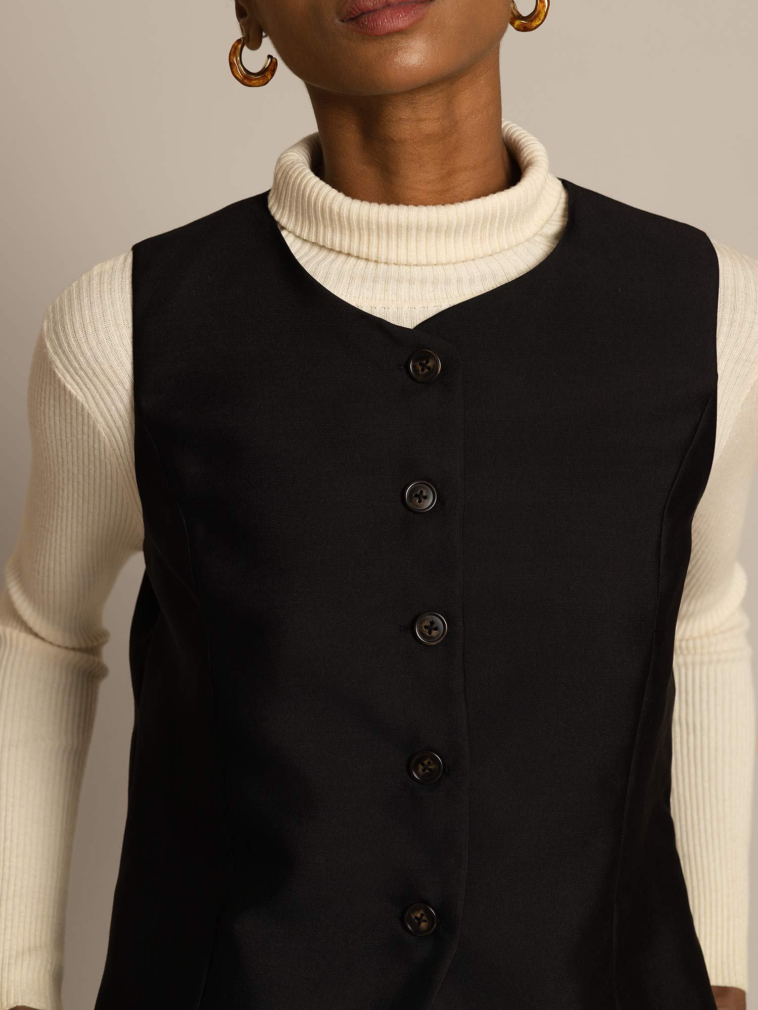 [Nero] SilkSilky-IT 32Momme Seta Womens Vest 003,