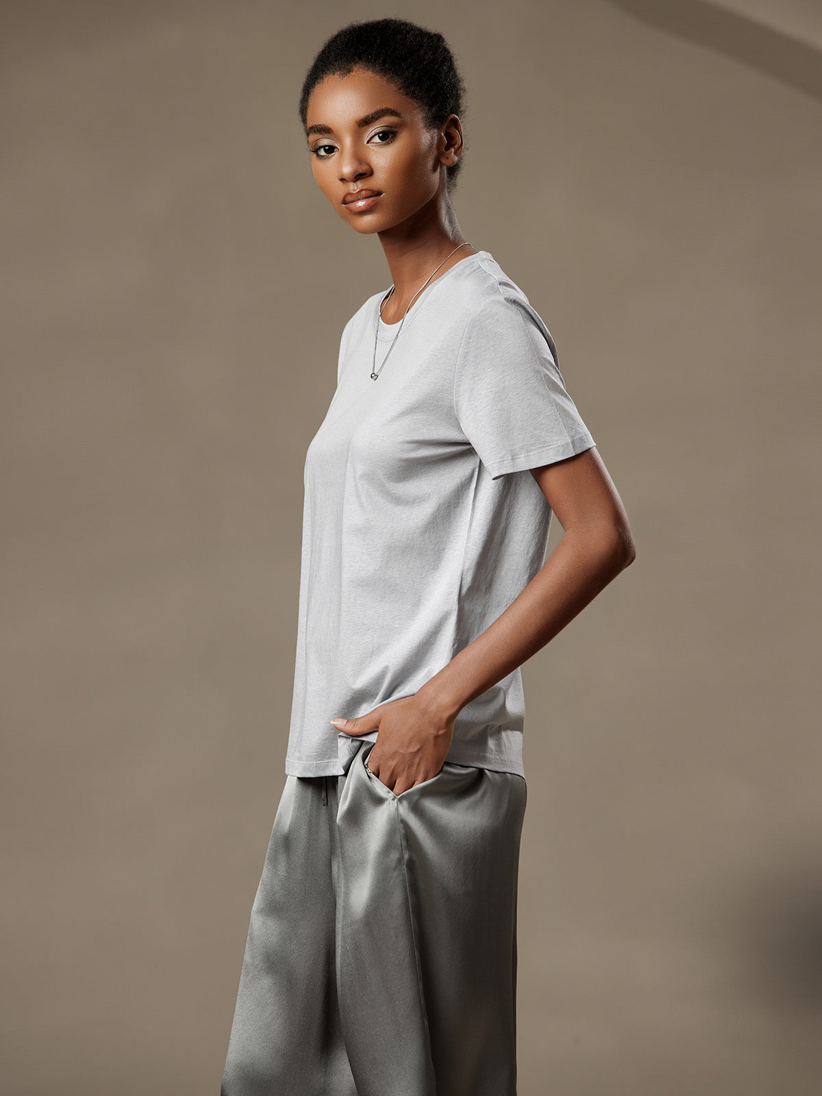 [Argento] SilkSilky-IT Maglia di seta Maniche Corte Round Neck Magliette donna 003