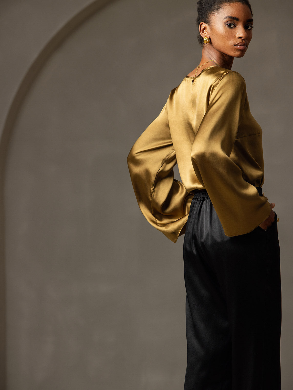 [Marrone] SilkSilky-IT 19Momme Manica lunga Scollo barchetta Camicette 006