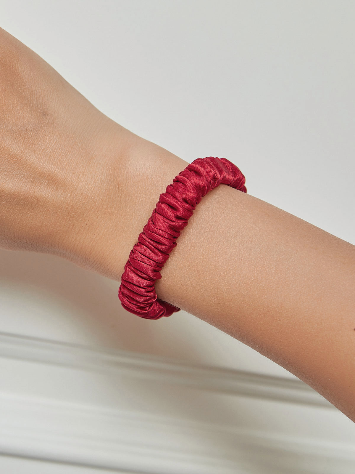 [Vino] SilkSilky-IT 19Momme Seta pura Scrunchie 001