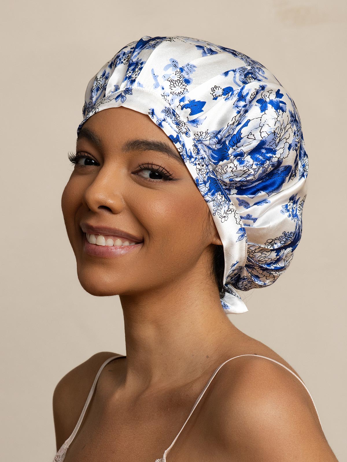 SilkSilky-IT Seta pura Sleep Cap PorcellanaBiancoEBlu 001