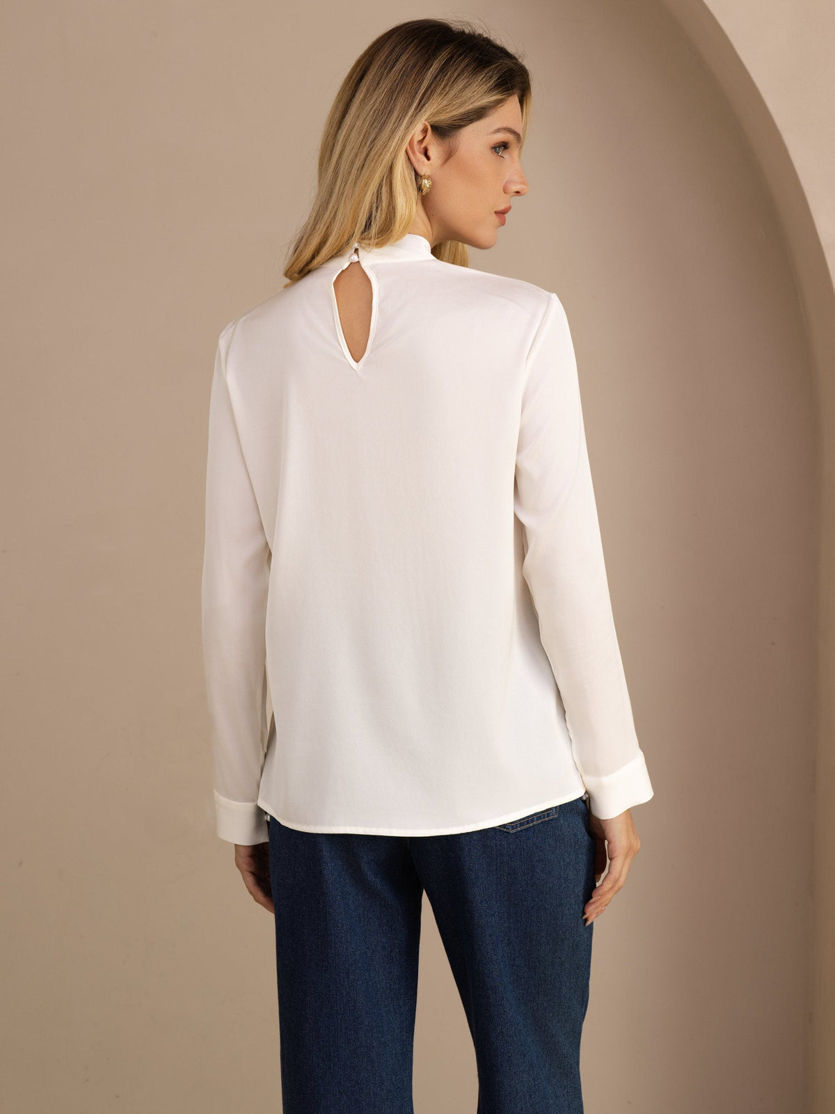 [Bianco] SilkSilky-IT Long Sleeve Stand Collar Bluse 002