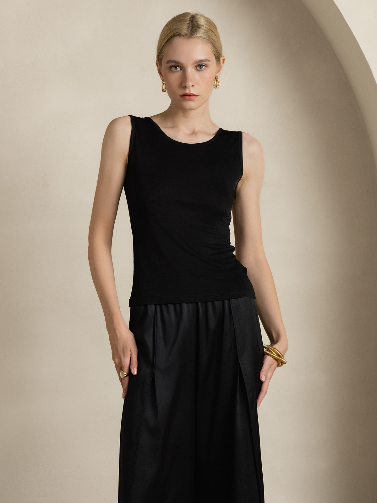[Nero] SilkSilky-IT Maglia di seta Senza maniche Round Neck Magliette donna 001