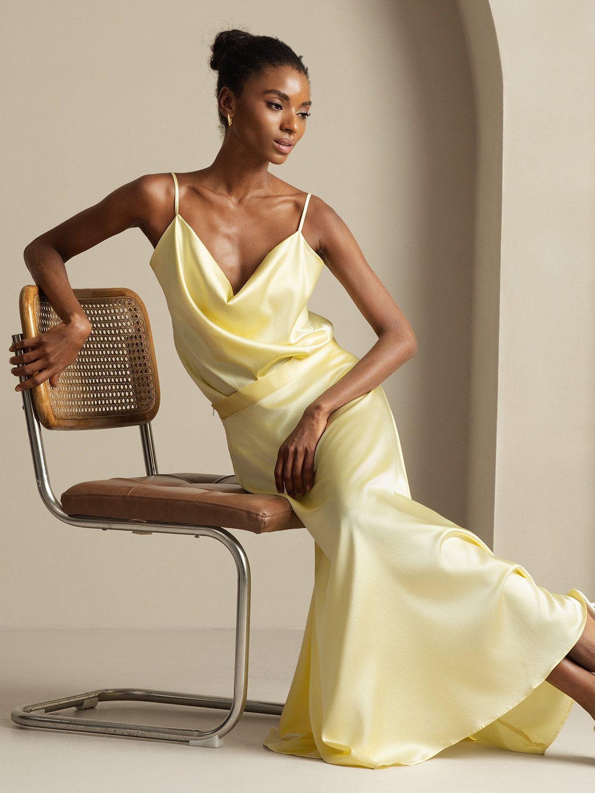 [Giallo Chiaro] SilkSilky-IT 19Momme Tirantes Finos Collo drappeggiato Women''s Outfit Sets 007