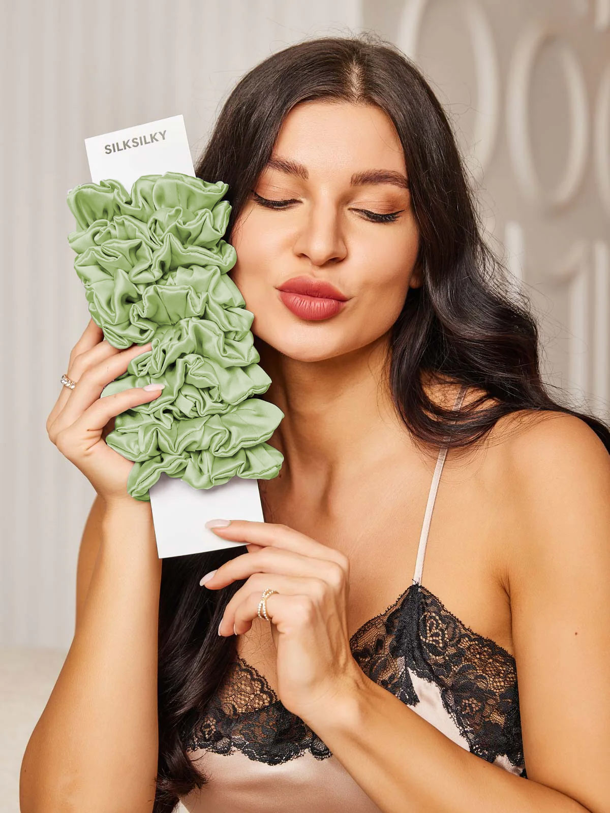 [Verde Chiaro] SilkSilky-IT 19Momme Seta pura Scrunchie 001