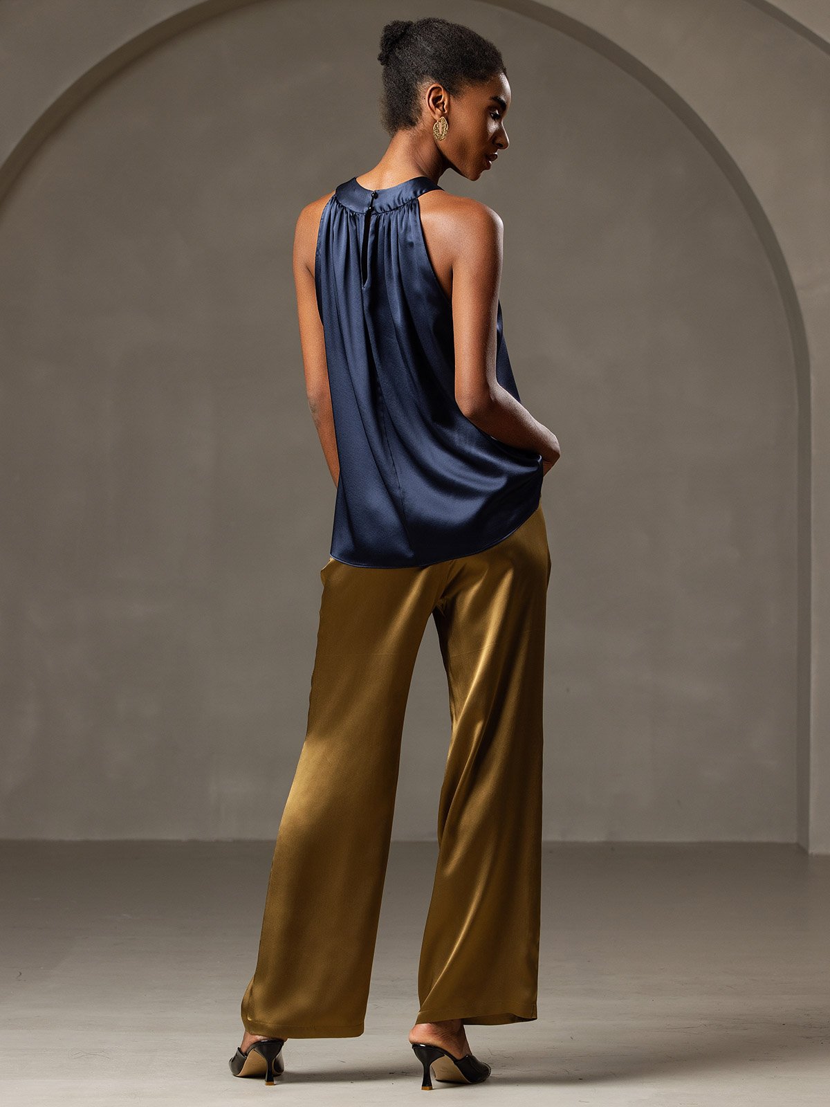 [Blu Scuro] SilkSilky-IT 19Momme Seta Senza maniche Womens T-Shirt 002