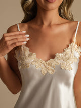 [Bianco] SilkSilky-IT Sleeveless V Neck Camicia da notte 004