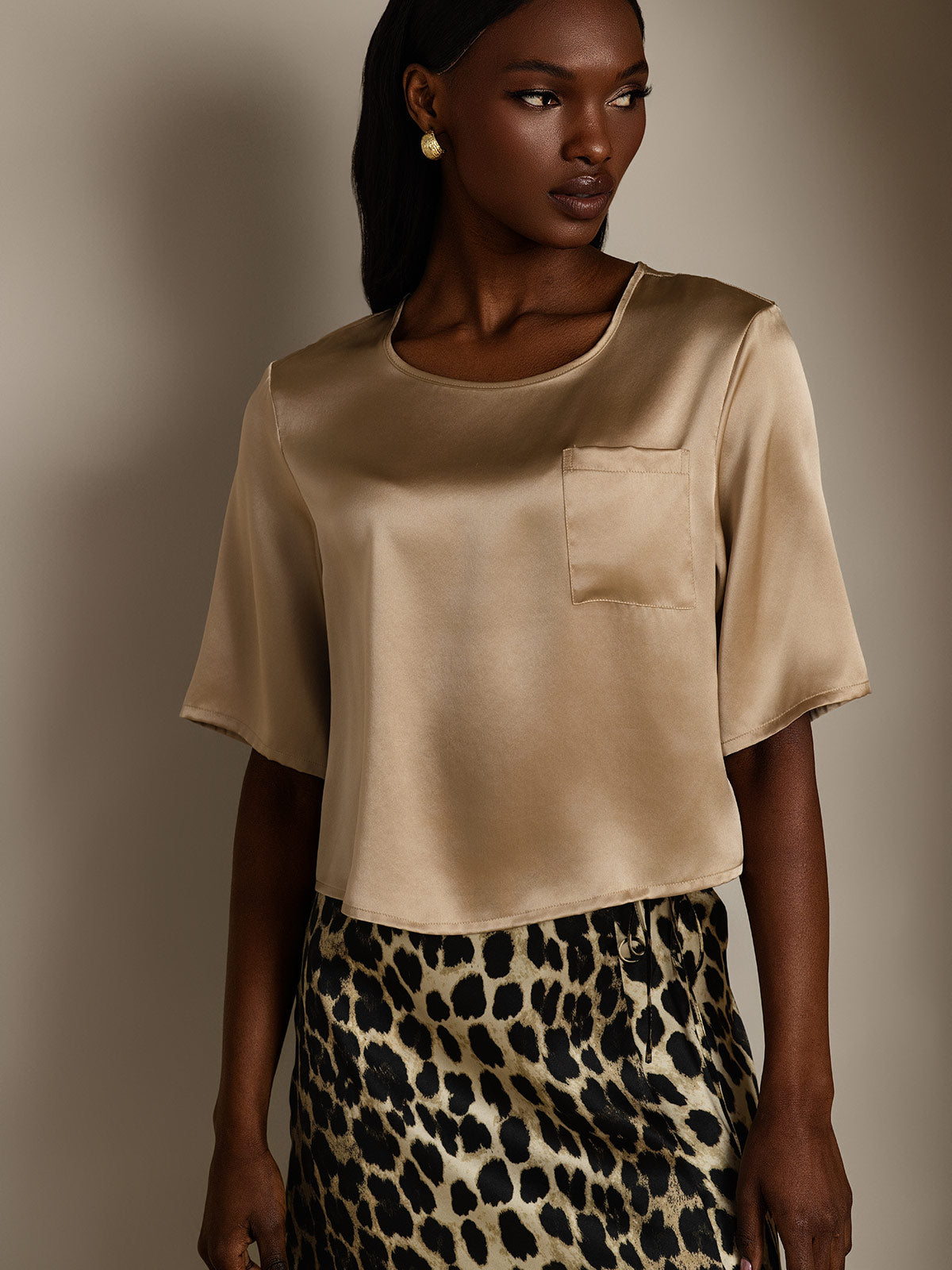 [Champagne] SilkSilky-IT Manga media Scollo A Coppa Magliette donna 004