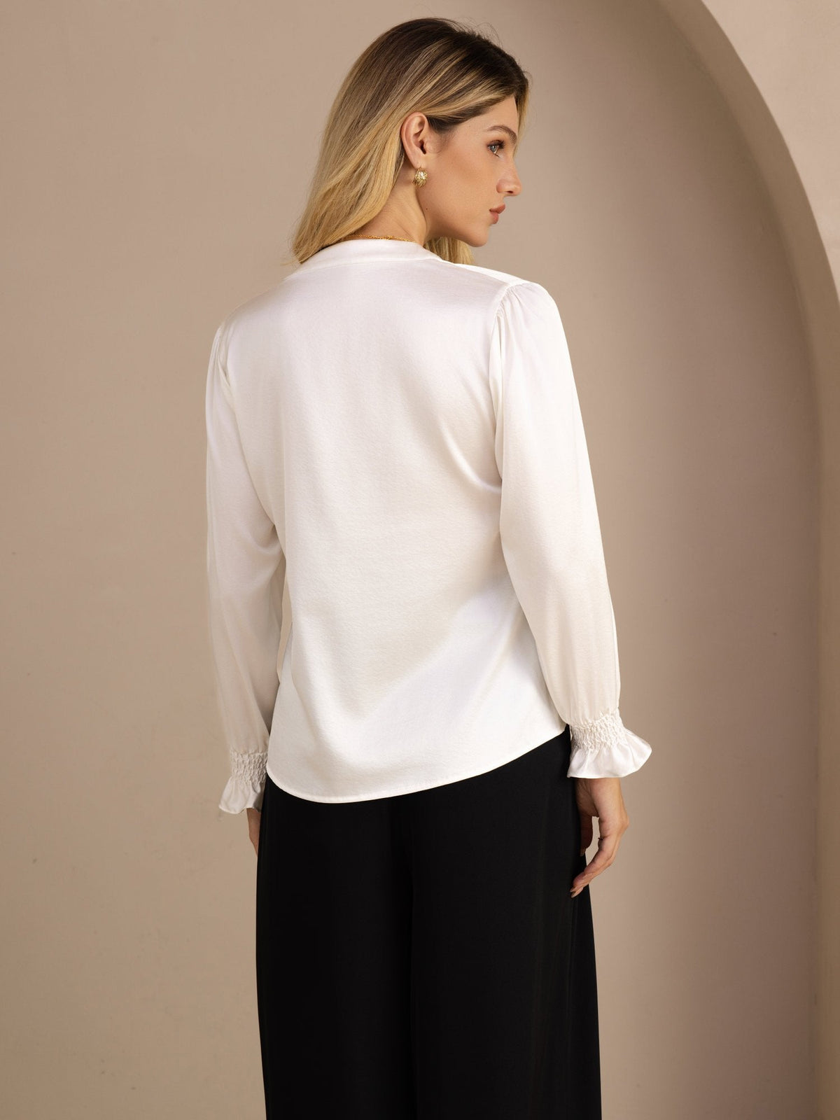 [Bianco] SilkSilky-IT Long Sleeve Bluse 002