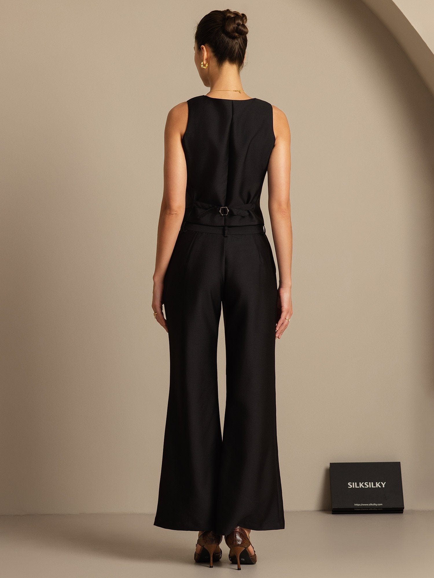 [Nero] SilkSilky-IT 32Momme Seta Womens Vest 002,