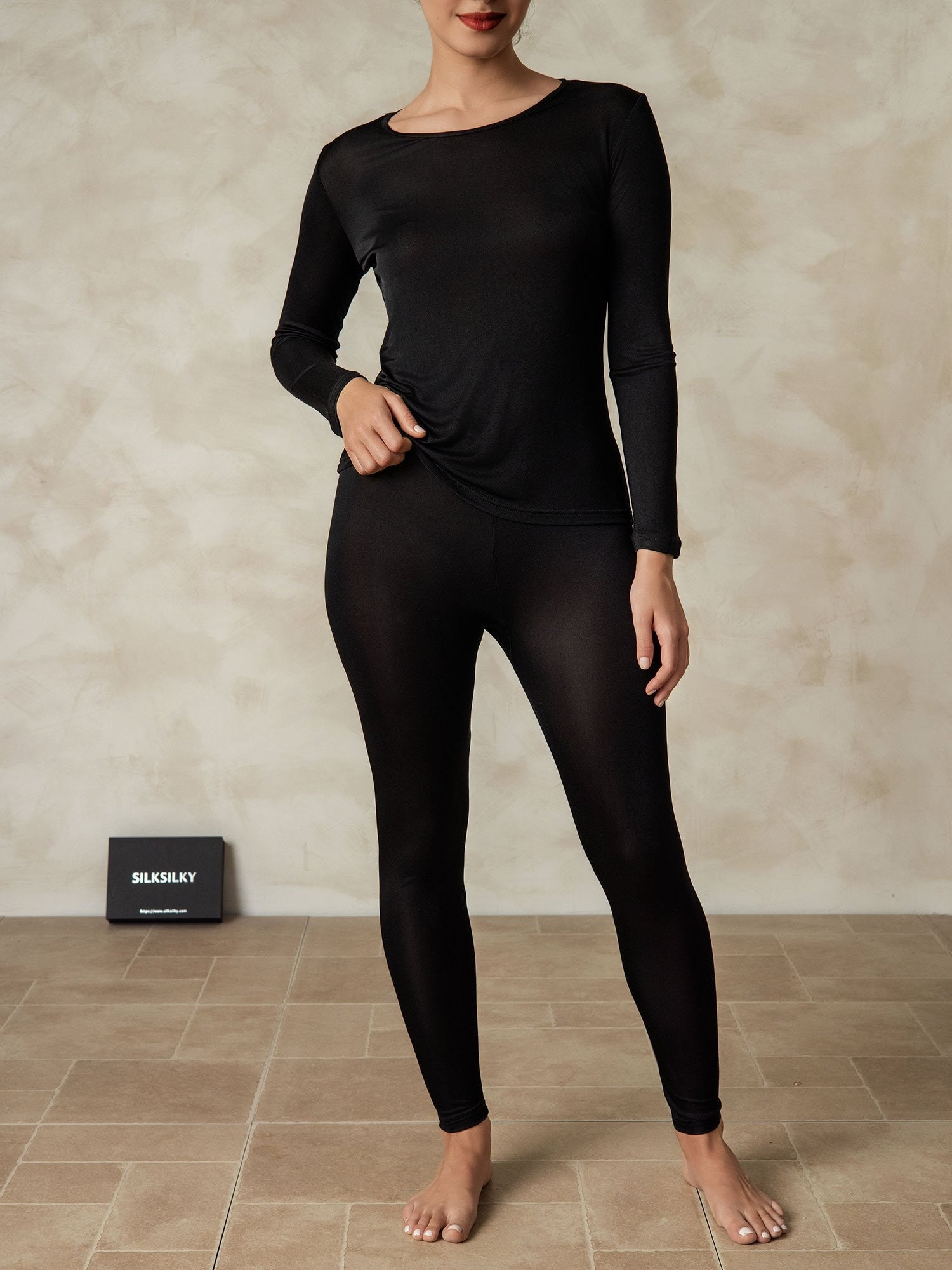 [Nero] SilkSilky-IT Long Sleeve Round Neck Intimo Lungo Donna 001