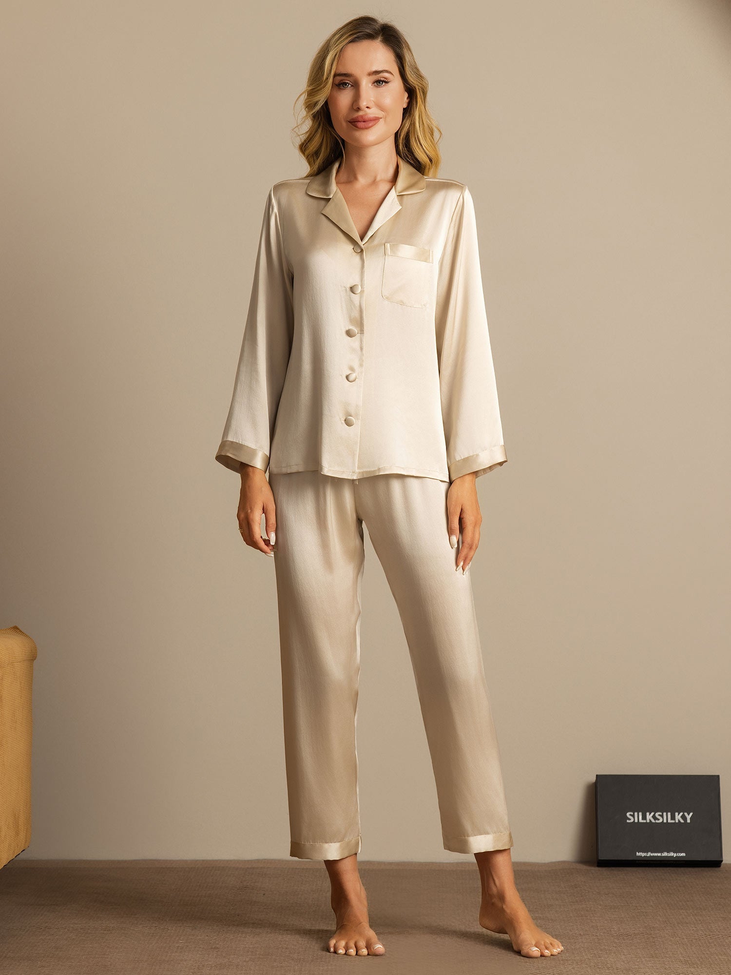 [Champagne] SilkSilky-IT Seta pura Womens Pajamas 001,