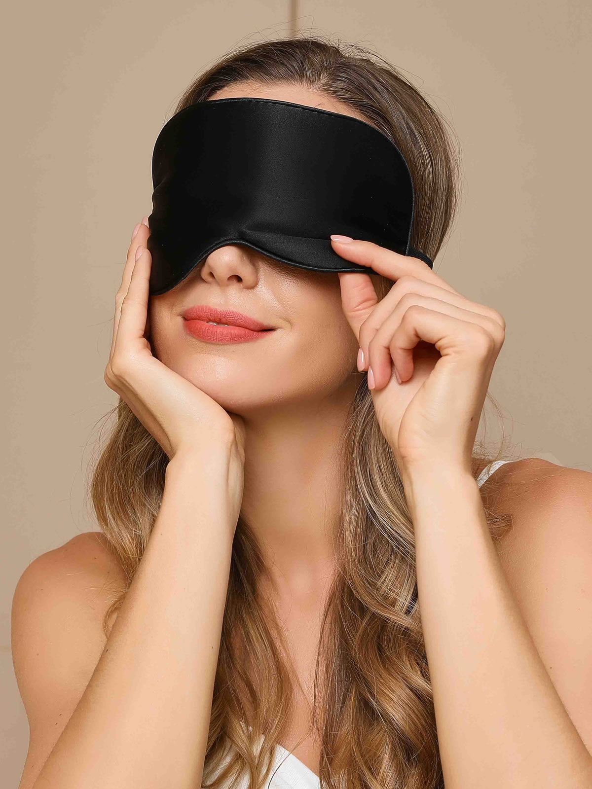 Maschera-per-gli-occhi-per-il-sonno-con-fascia-elastica-in-pura-seta-tinta-unita-Nero-4