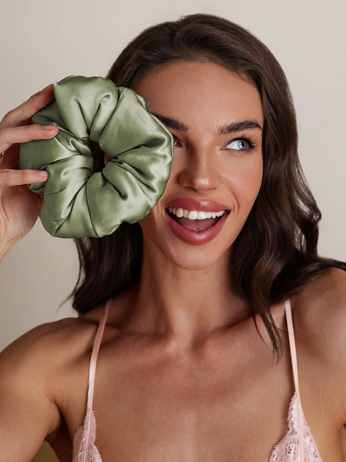 [Verde Chiaro] SilkSilky-IT Seta pura Scrunchie 001