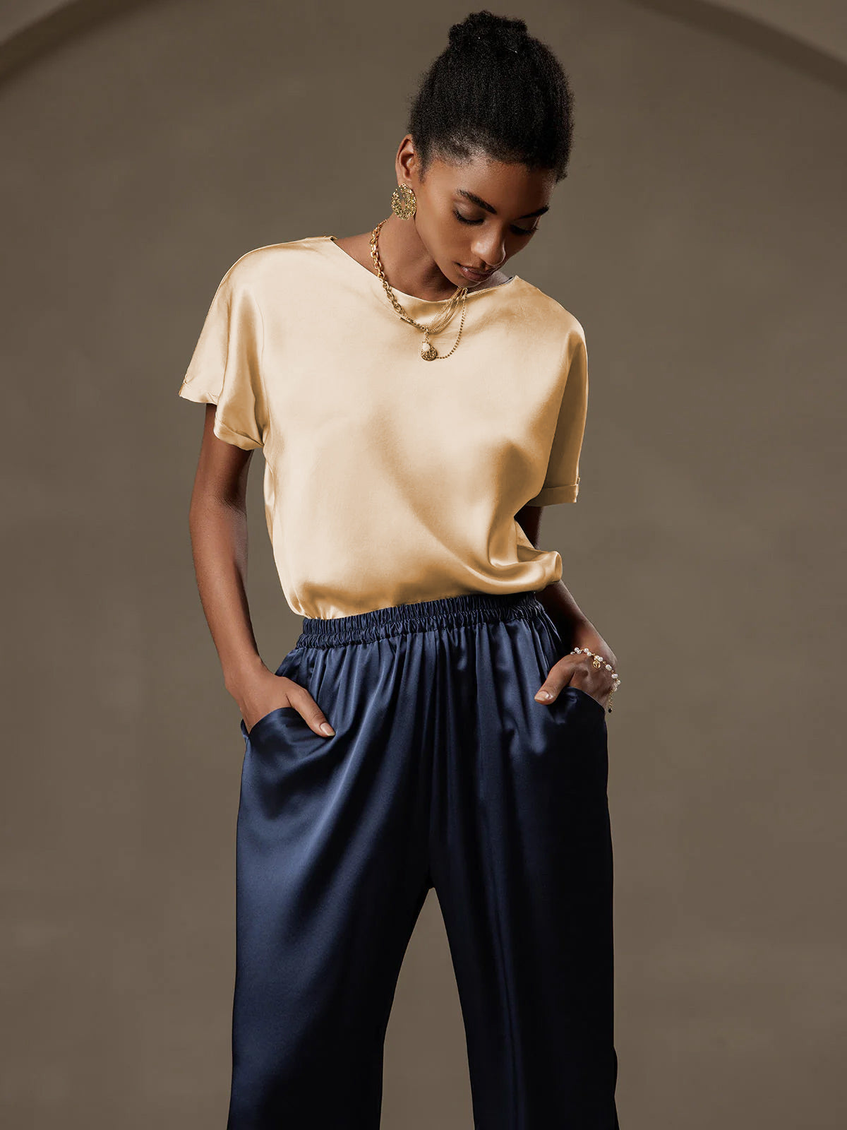 [Champagne] SilkSilky-IT 19Momme Seta Maniche Corte Womens T-Shirt 010