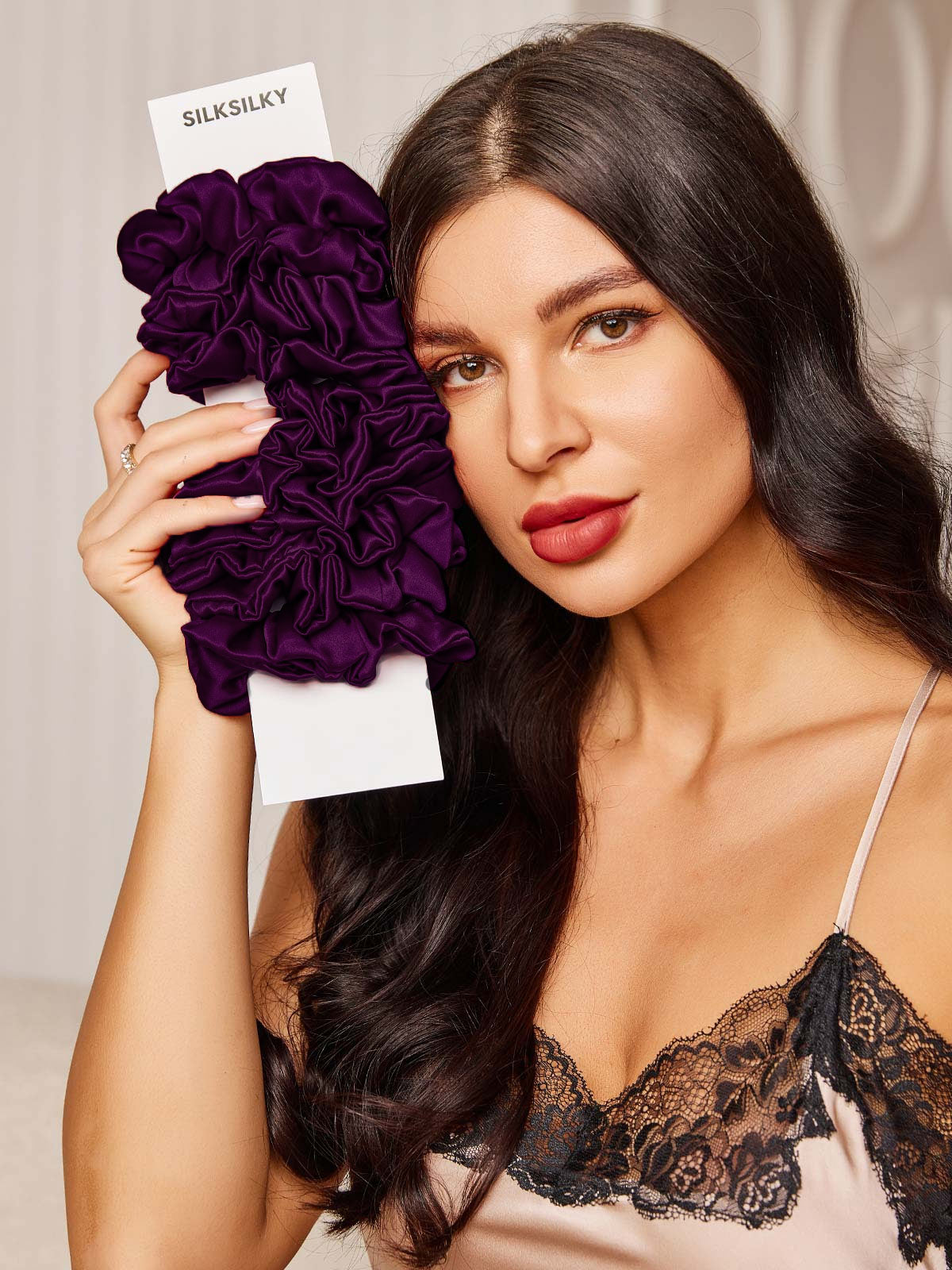 [Viola Scuro] SilkSilky-IT 19Momme Seta pura Scrunchie 002