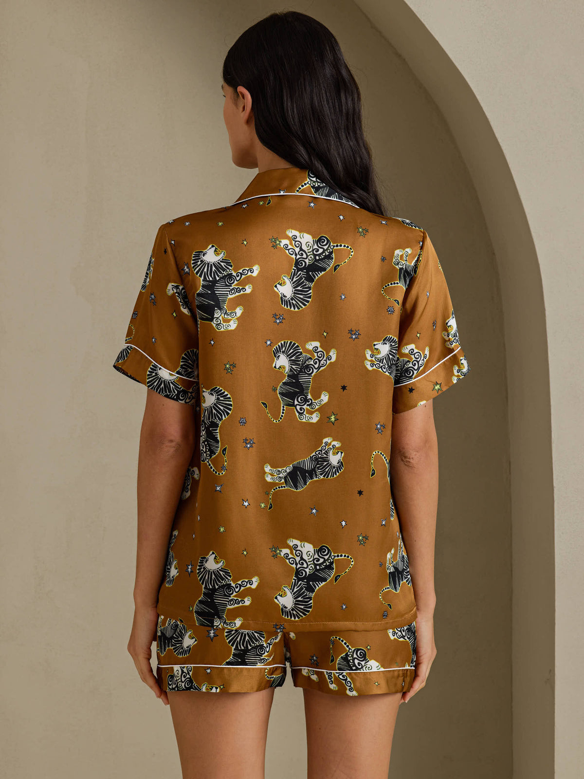 [Leone Marrone] SilkSilky-IT Short Sleeve Notch Collar Pigiami da donna 002