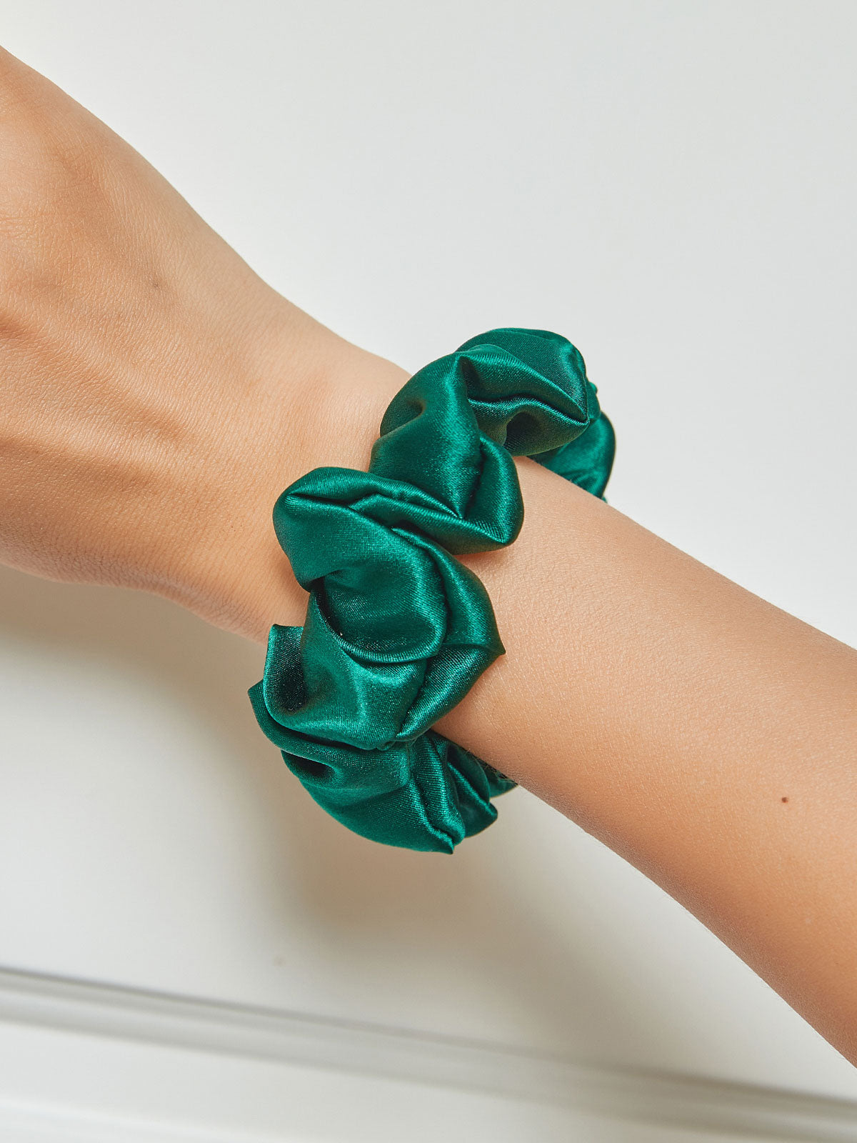 [Verde Scuro] SilkSilky-IT 19Momme Seta pura Scrunchie 001