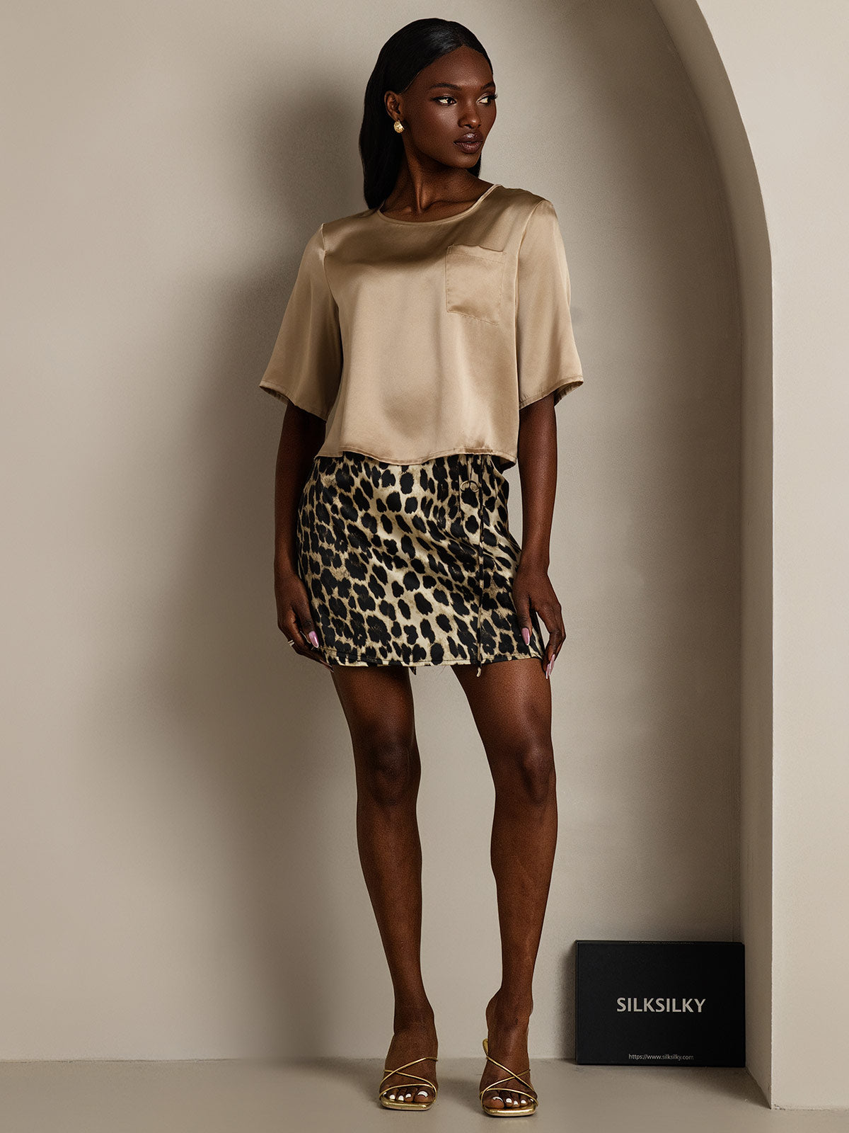 [Champagne] SilkSilky-IT Seta pura Womens T-Shirt 006