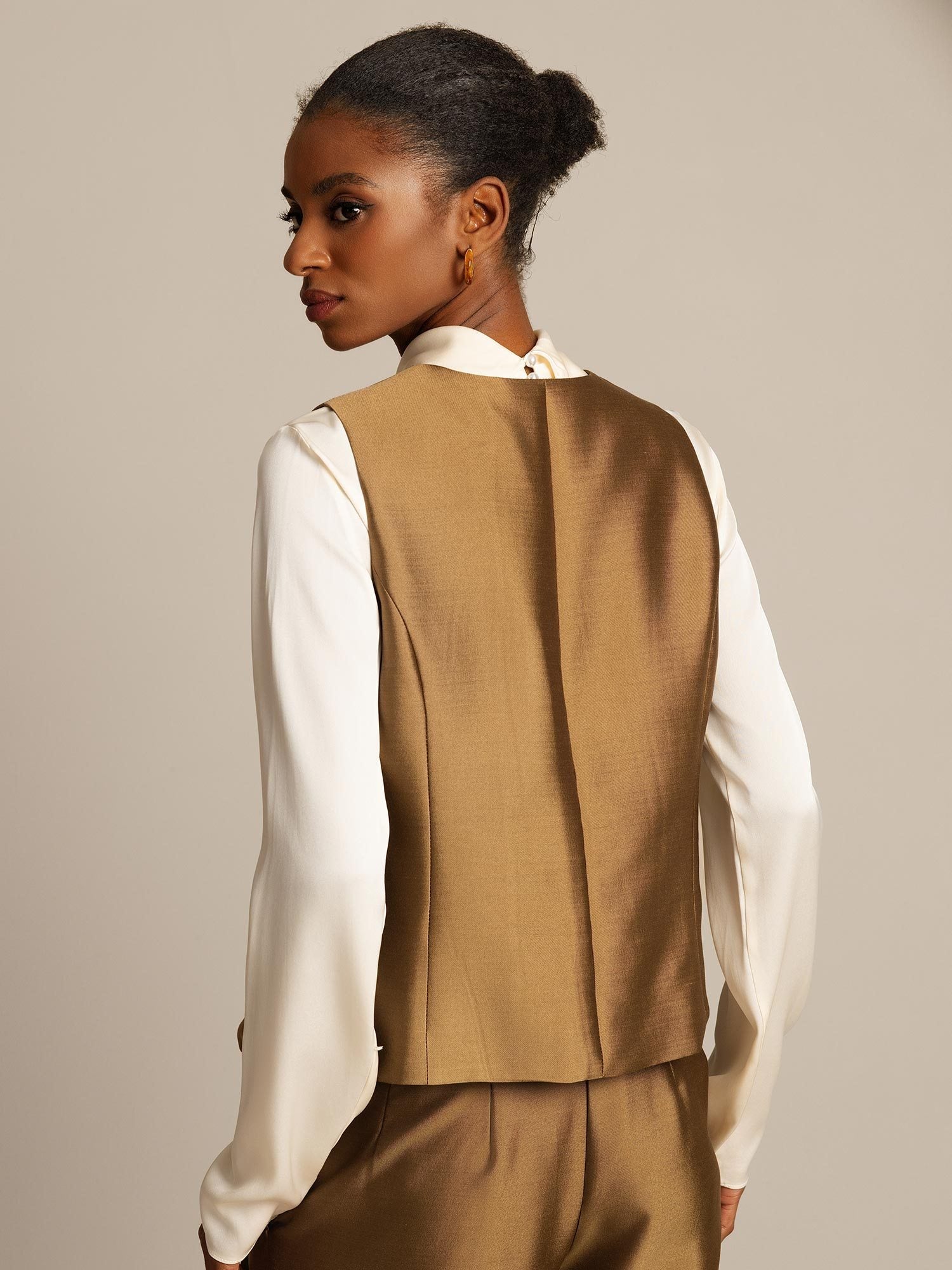 [Bronzo] SilkSilky-IT 32Momme Seta Womens Vest 002,