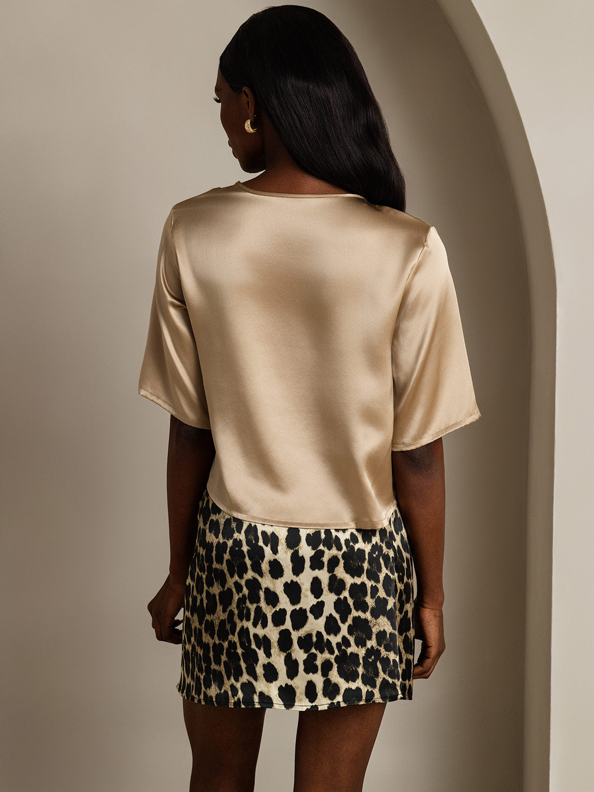 [Champagne] SilkSilky-IT Manga media Scollo A Coppa Magliette donna 002