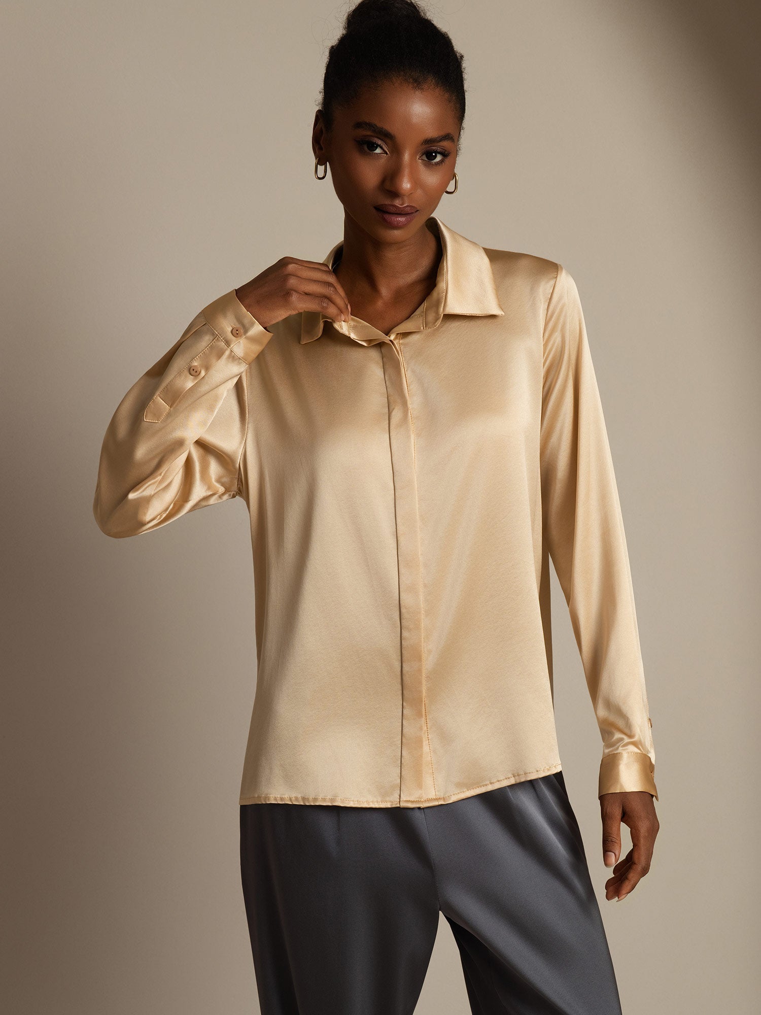 [Champagne] SilkSilky-IT 19Momme Manica lunga Colletto con Revers Camicie da donna 004