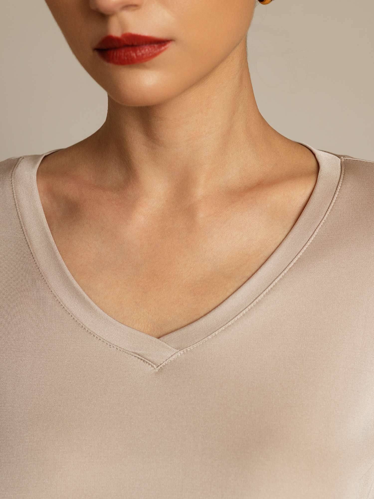 [KakiChiaro] SilkSilky-IT Seta pura Womens T-Shirt 004